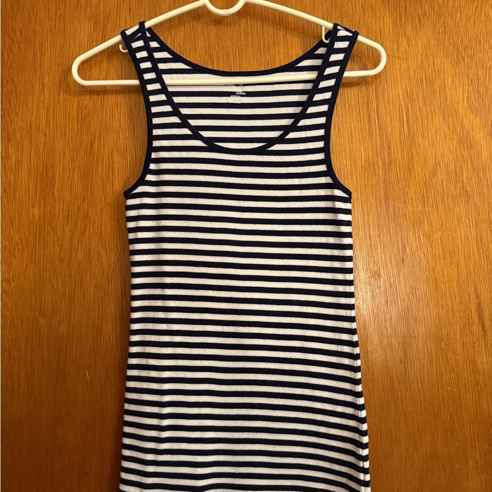 GAP The Essential Tank Navy and White Striped Stretch Top